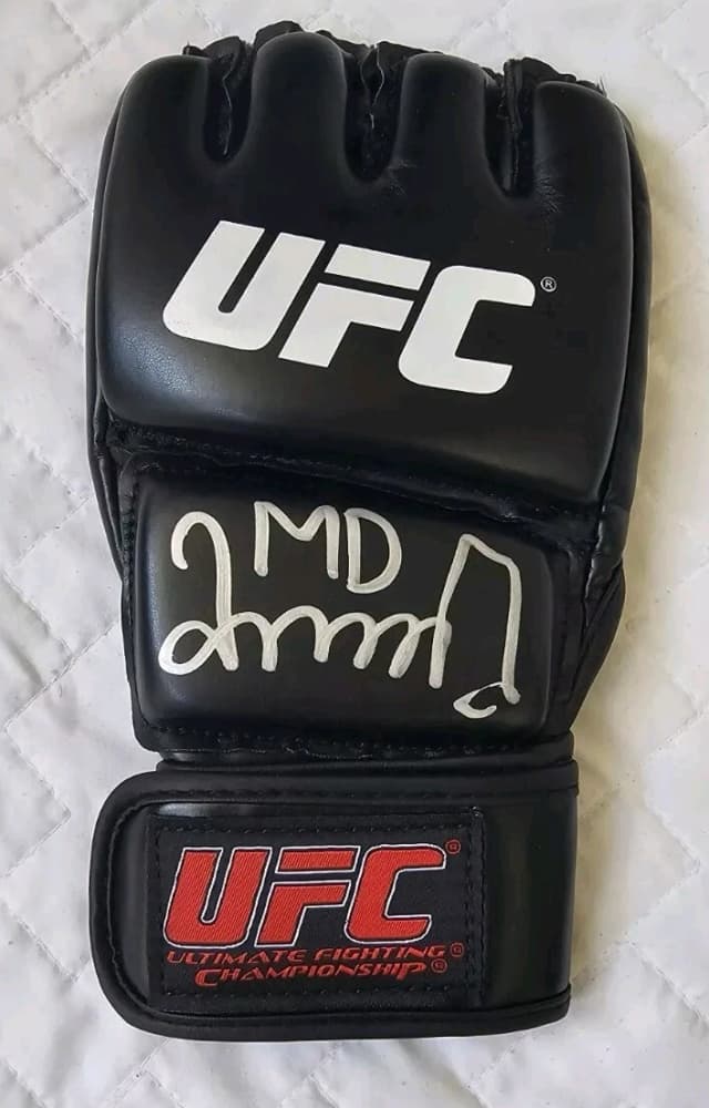 Merab Dvalishvili autographed glove